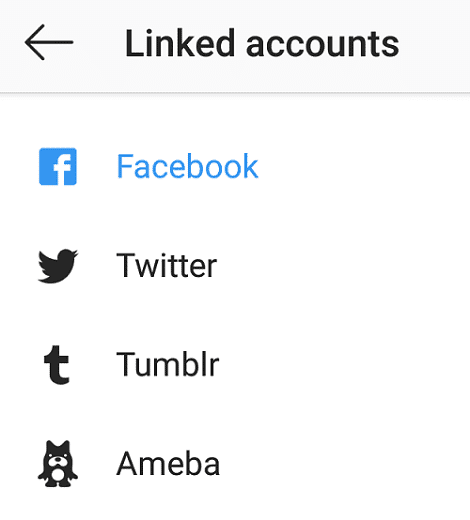La cuenta de Instagram se vinculará a su cuenta de Facebook y la etiqueta de Facebook se volverá azul