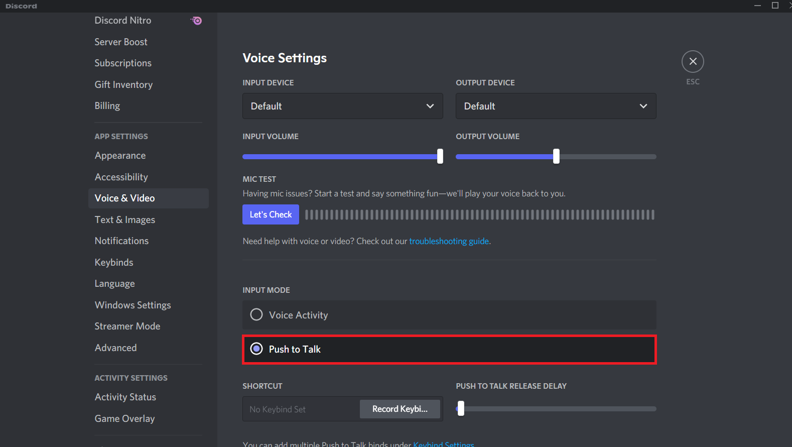 Haga clic en la opción Pulsar para hablar del menú MODO DE ENTRADA.  Cómo usar Push to Talk en Discord