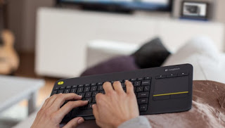 Como-conectar-un-teclado-inalambrico-a-Smart-TV.jpg