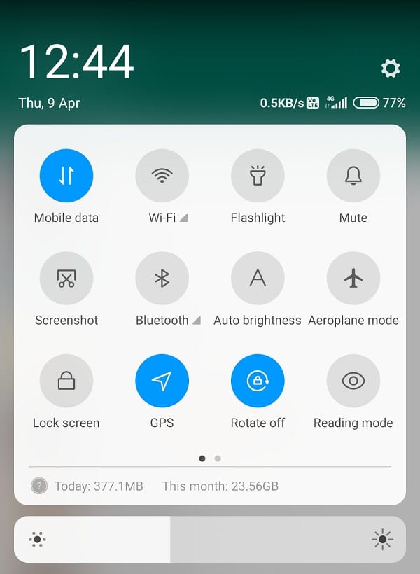 Al alternar en el ícono de Datos móviles, habilita el servicio 4G/3G de su dispositivo móvil |  Solucionar problemas de descarga de MMS