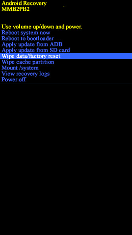 seleccione Borrar datos o restablecimiento de fábrica en la pantalla de recuperación de Android