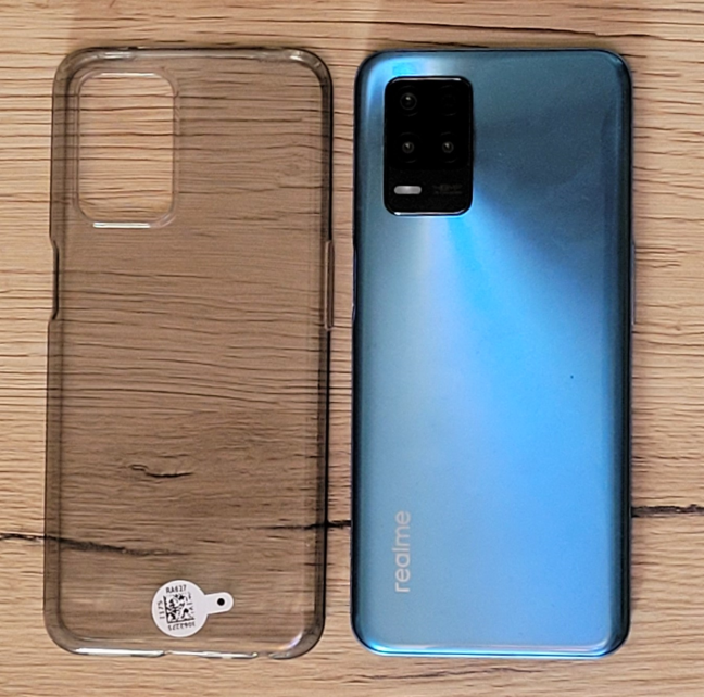 Realme 8 5G viene con una carcasa transparente