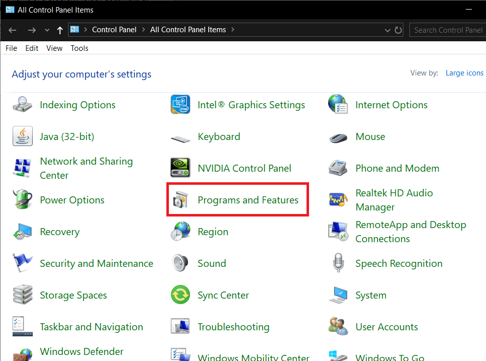 En la ventana del Panel de control, haga clic en Programas y características