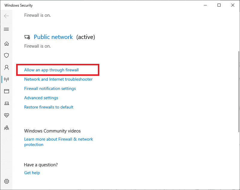 Se mostrará una lista de configuraciones de Firewall en la pantalla.  Haga clic en Permitir una aplicación a través del firewall.