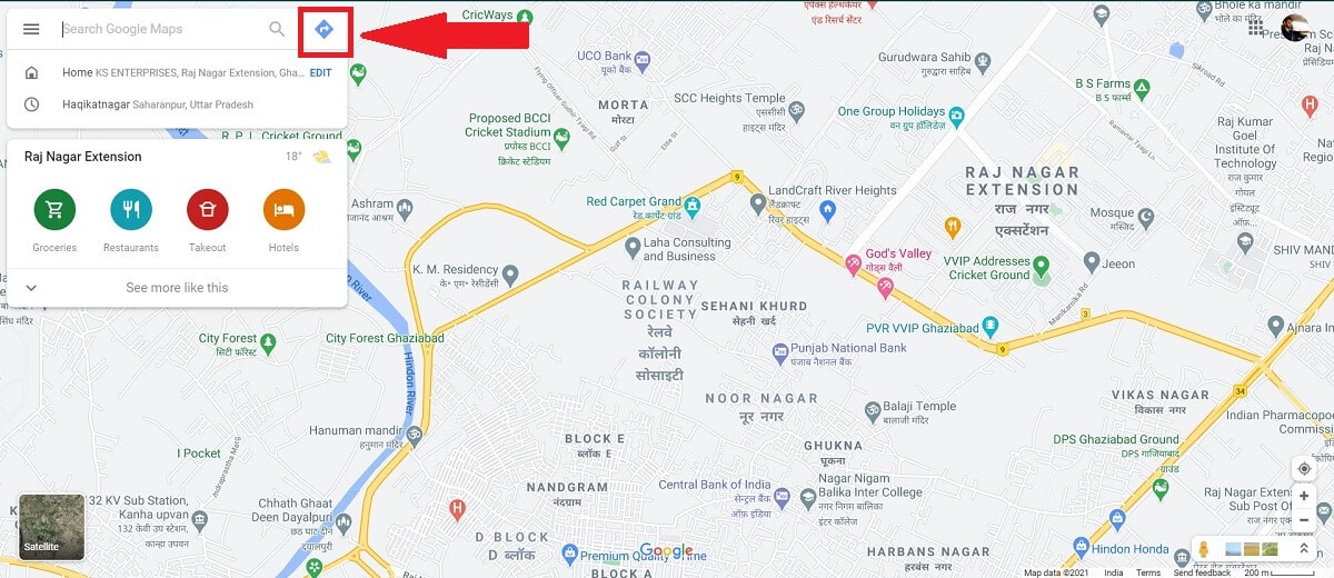 Haga clic en el ícono Indicaciones junto a la barra Buscar en Google Maps.  |  Verifique el tráfico en Google Maps