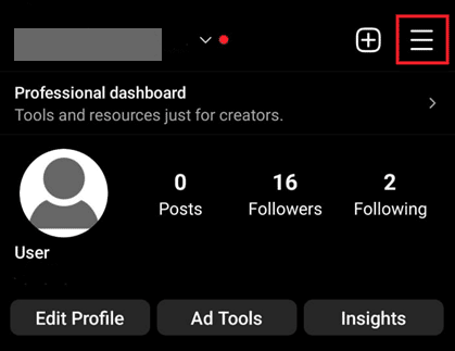 Vaya a su perfil y toque el icono de tres guiones.
