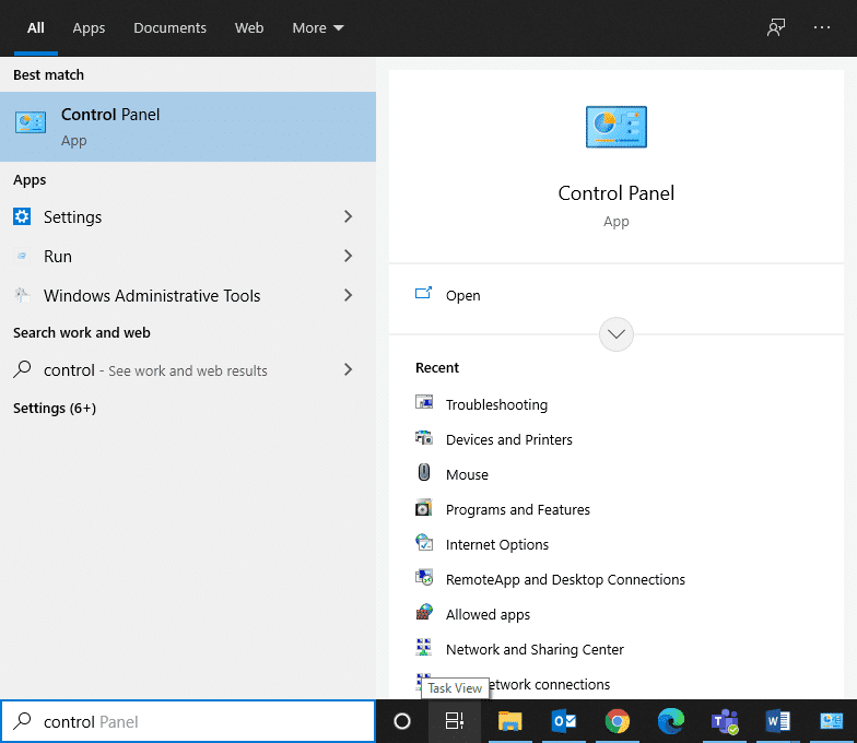 Presione la tecla de Windows y escriba Panel de control en la barra de búsqueda. Instalación de Windows 10 atascada Actualización de Fall Creators
