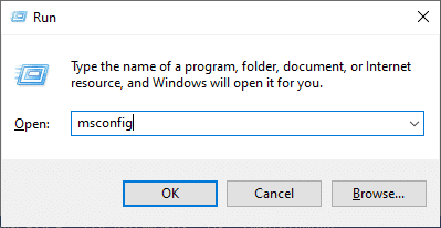 Después de ingresar el siguiente comando en el cuadro de texto Ejecutar: msconfig, haga clic en el botón Aceptar.