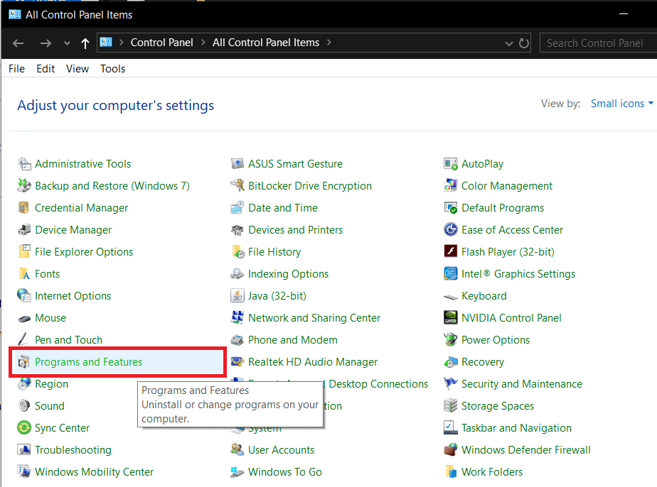 Seleccione Programas y características, como se muestra. Cómo arreglar la instalación de Windows 10 atascada en un problema del 46 por ciento