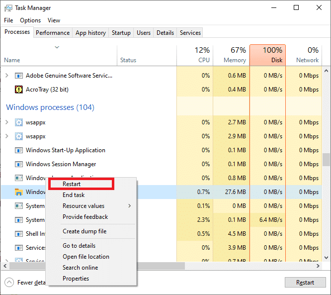 Reinicie el proceso del Explorador de Windows haciendo clic derecho sobre él y seleccionando Reiniciar.