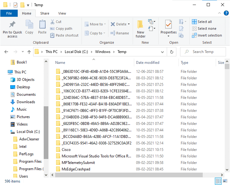 Ahora, haga clic en Temp y seleccione todos los archivos y carpetas (Ctrl + A), y presione la tecla Eliminar en el teclado.