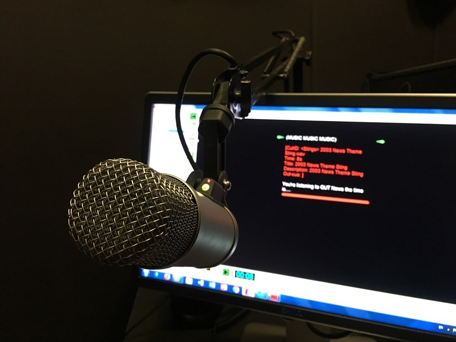 Aumentar el volumen del micrófono en Windows 10