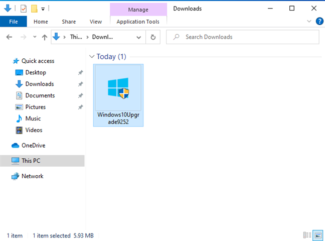 Haga doble clic en el archivo Windows10Upgrade9252.exe