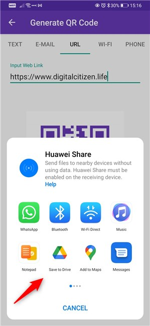 Las opciones de guardado o envío del código QR dependen de tu Android