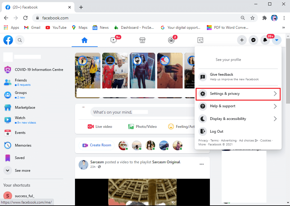 toca Configuración y privacidad. ' | ¿Cómo verificar el ID de correo electrónico asociado con la cuenta de Facebook?