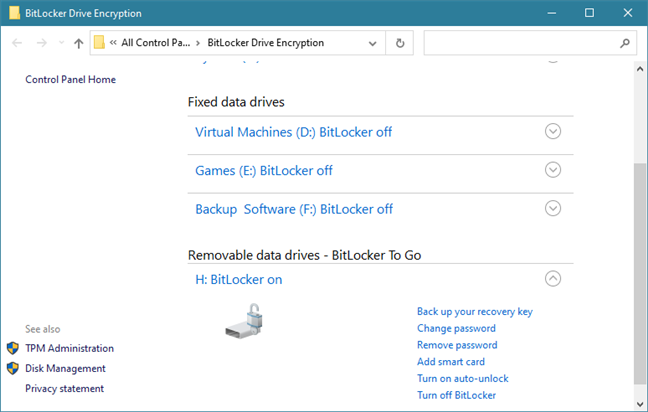 La sección Cifrado de unidad BitLocker del Panel de control
