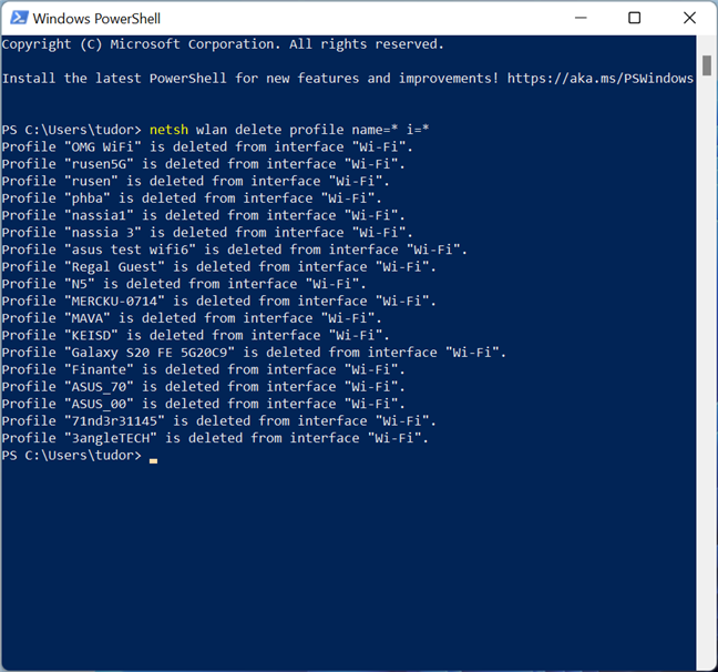 El programa muestra un mensaje de confirmación por cada red Wi-Fi eliminada