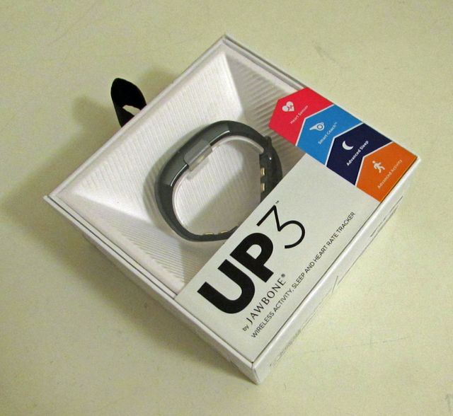 Jawbone UP3, fitness, rastreador, banda, pasos, sueño, frecuencia cardíaca, monitoreo, salud