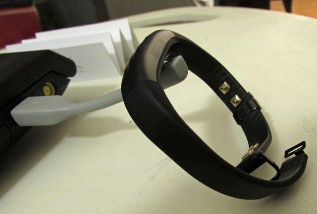 Jawbone UP3, fitness, rastreador, banda, pasos, sueño, frecuencia cardíaca, monitoreo, salud