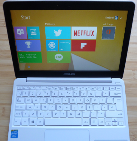 ASUS, EeeBook X205TA, netbook, revisión, rendimiento, puntos de referencia