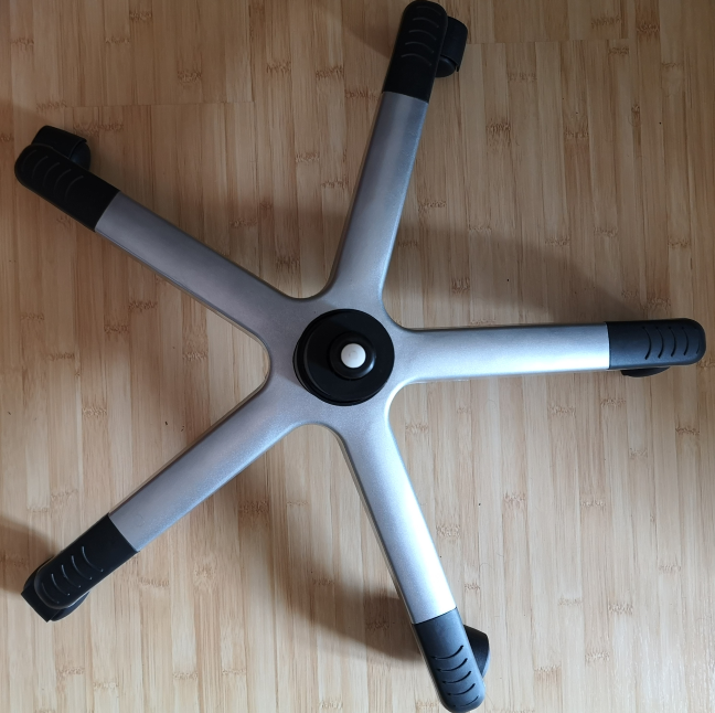 Trust GXT 705 Ryon: la distancia entre ejes