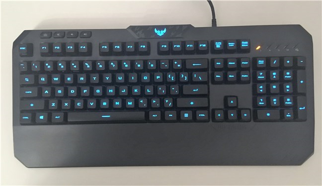 Vista de pájaro del teclado ASUS TUF Gaming K5