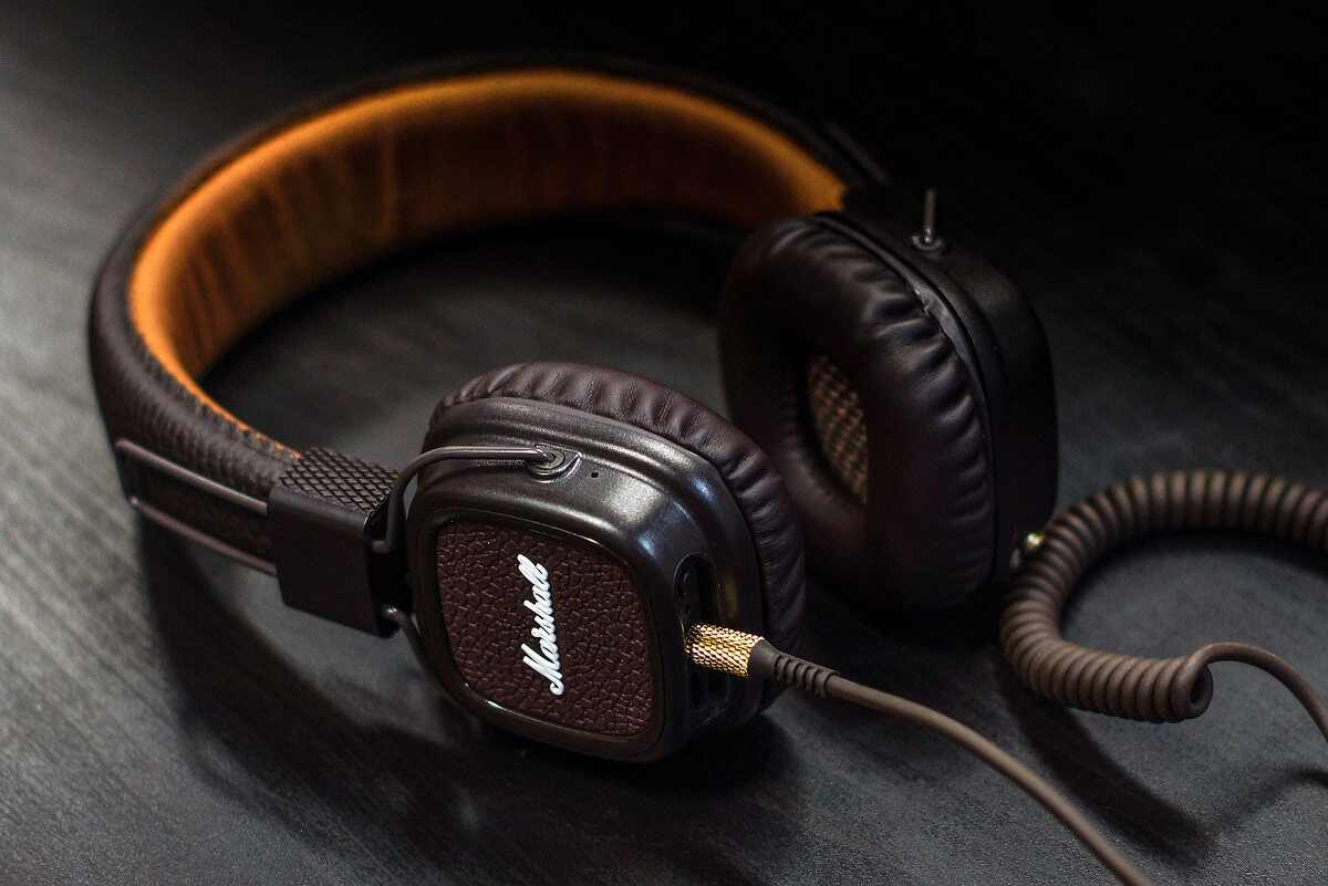 Los mejores auriculares inalámbricos con Bluetooth por menos de 10.000 rupias