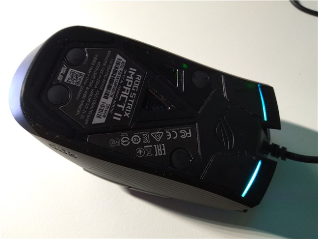 La parte trasera del ASUS ROG Strix Impact II