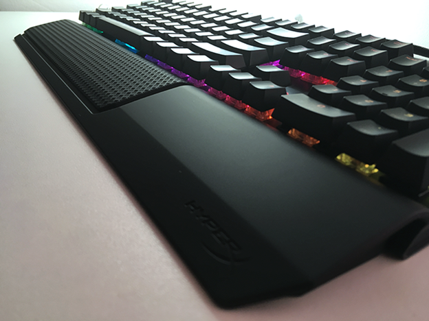HyperX aleación Elite RGB