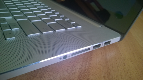 ASUS Zenbook NX500, ultrabook, computadora portátil, revisión, prueba, punto de referencia, pantalla 4K, Windows