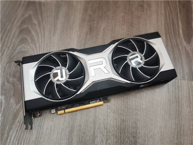 El enfriador de la AMD Radeon RX 6700 XT