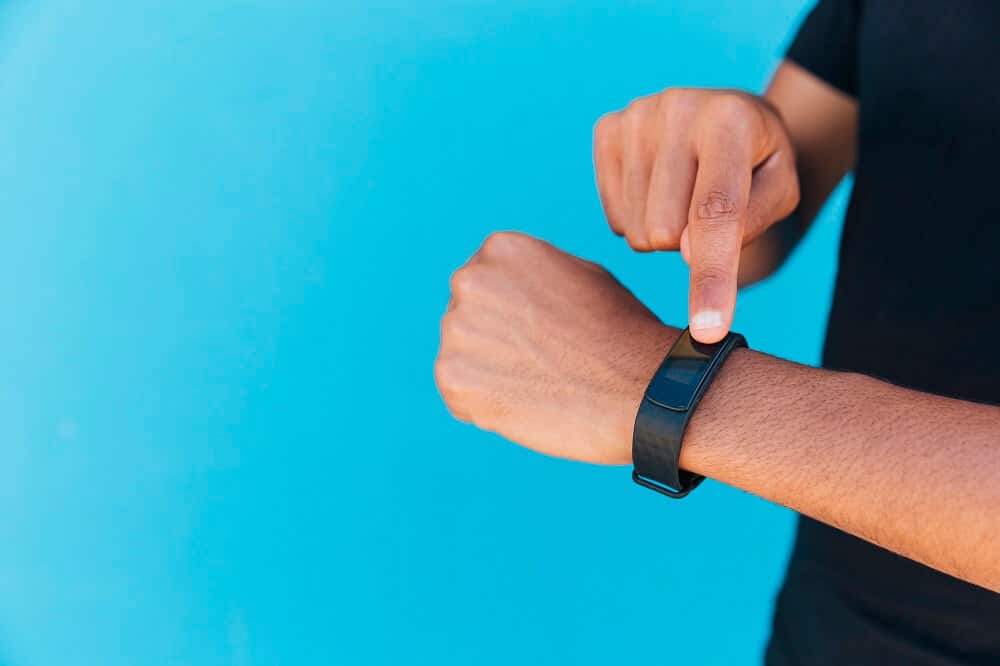Las mejores bandas de fitness por debajo de 2500 Rs en India