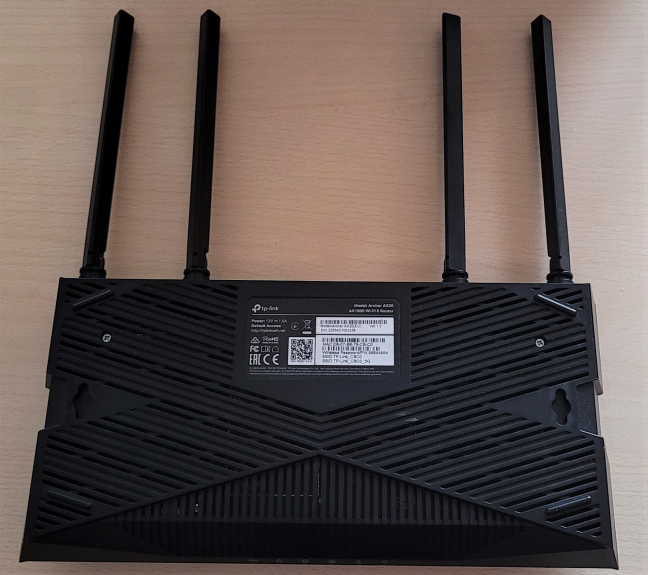 TP-Link Archer AX20 se puede montar en paredes