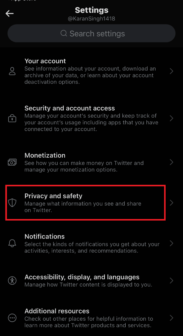 Toca Privacidad y seguridad. 3 formas fáciles de buscar una cuenta de Twitter por número de teléfono