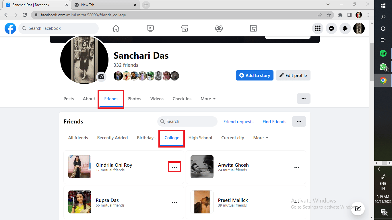 Haz clic en Amigos. Puedes seleccionar según los grupos de amigos que Facebook te ha preparado según tus asociaciones con ellos. Por ejemplo: Los grupos se nombran como Cumpleaños, Universidad y otros. Haga clic en los tres puntos horizontales al costado del nombre del amigo que no desea mantener en su lista de amigos.