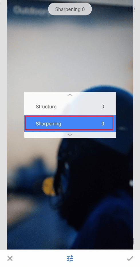 Toque el ícono Ajustar - Nitidez |  desempañar la cámara frontal de mi iPhone