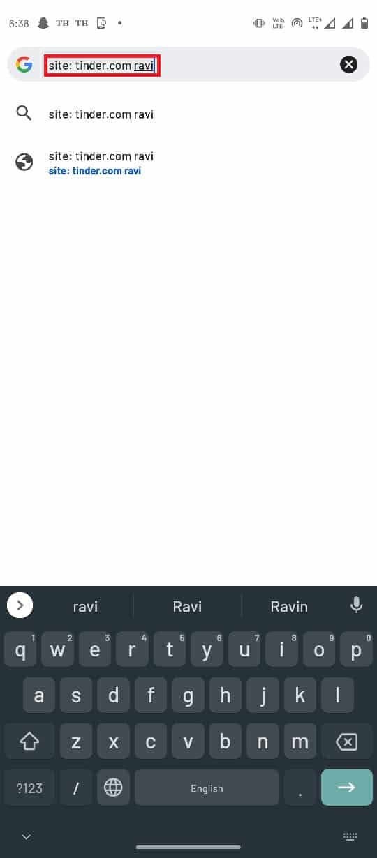 En la barra de búsqueda, escriba Site tinder com Name y presione la tecla Enter