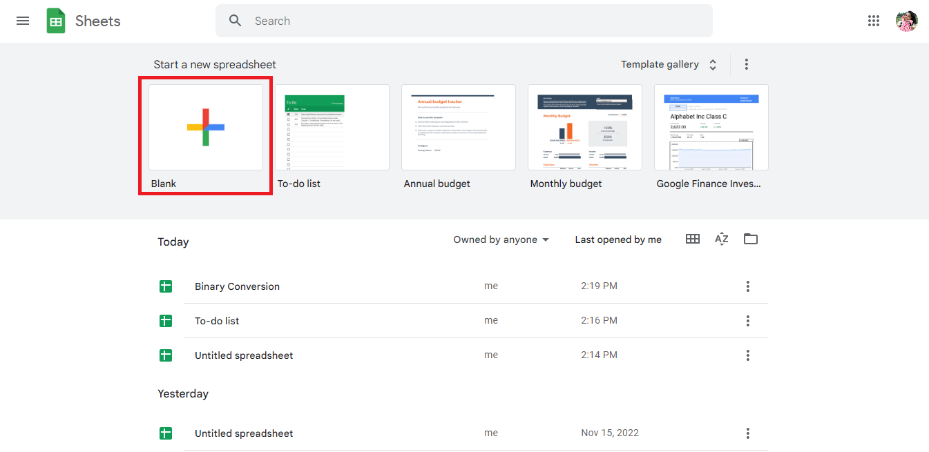 Vaya a Sheets.google.com y abra una nueva hoja de Google haciendo clic en la opción en blanco