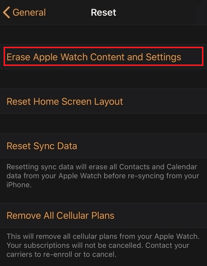 toque Borrar contenido y configuración de Apple Watch y confirme las ventanas emergentes que aparecen |  restaurar Apple Watch a la configuración de fábrica