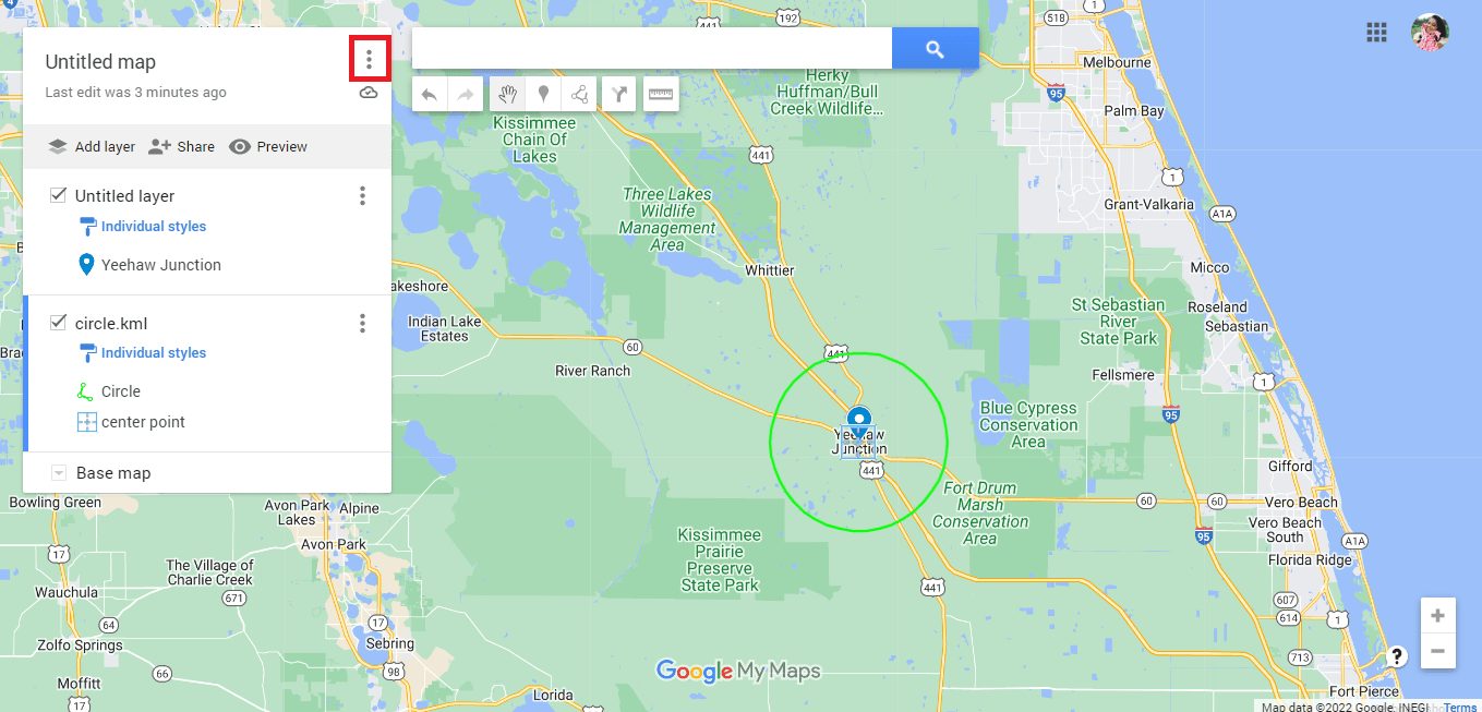Haga clic en los tres puntos alineados verticalmente.  Cómo dibujar el radio en la aplicación Google Maps
