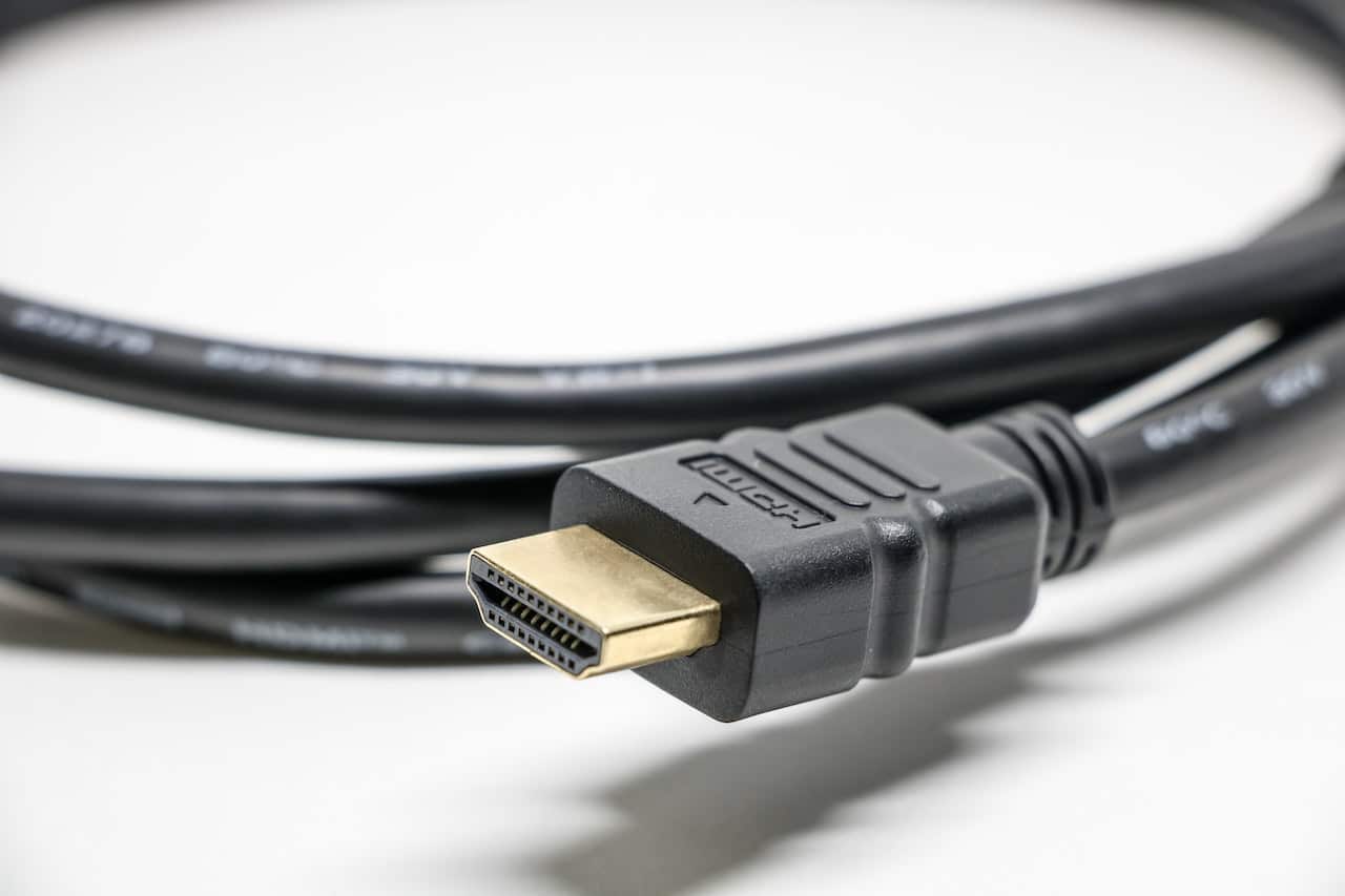 Cable HDMI |  cargar chromebook con usb