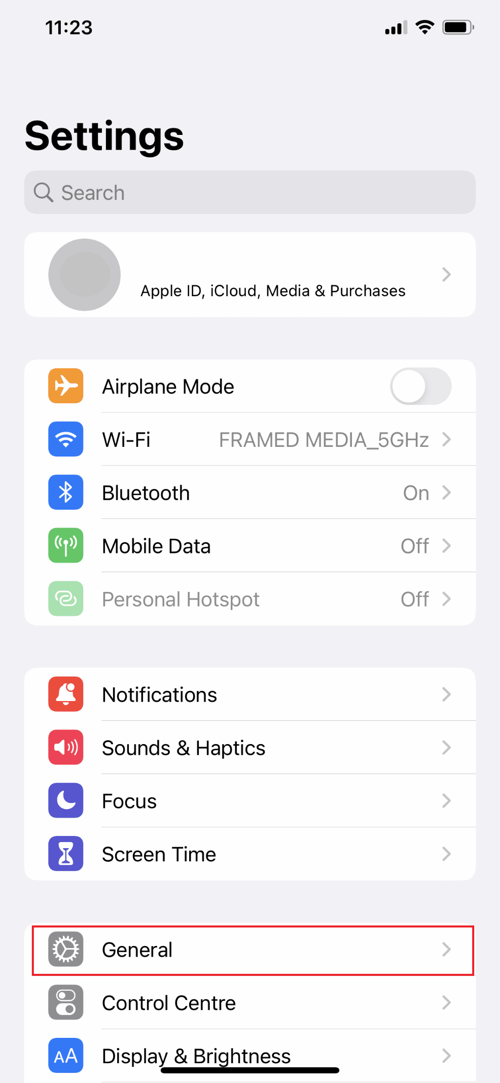 Desplácese hacia abajo hasta General y tóquelo.  Las 7 principales soluciones para la actualización de la aplicación en segundo plano no funcionan en el iPhone