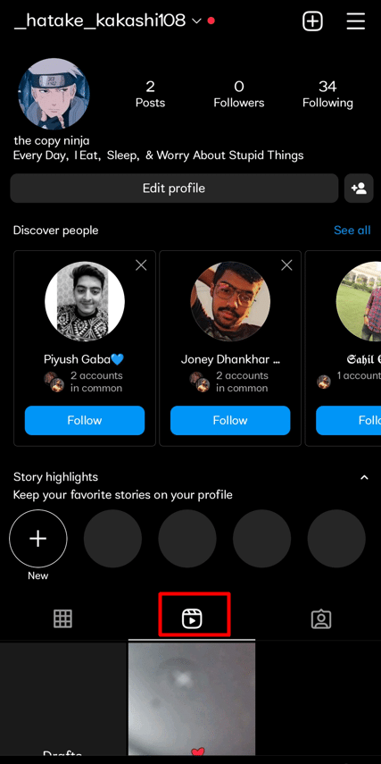 Seleccione la pestaña Reels en la página de perfil 