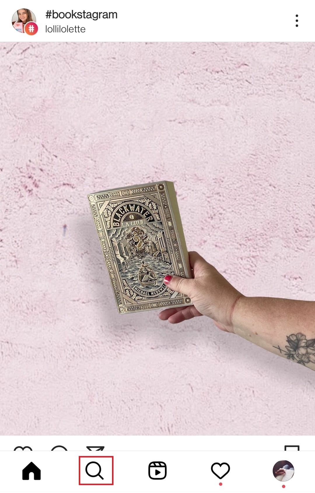 Toque el icono de la pestaña Buscar en la barra inferior de la pantalla |  si buscas a alguien en instagram lo sabran