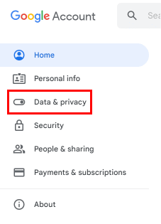 En las opciones de la izquierda, haz clic en Datos y privacidad. | deshabilitar el chat de Google