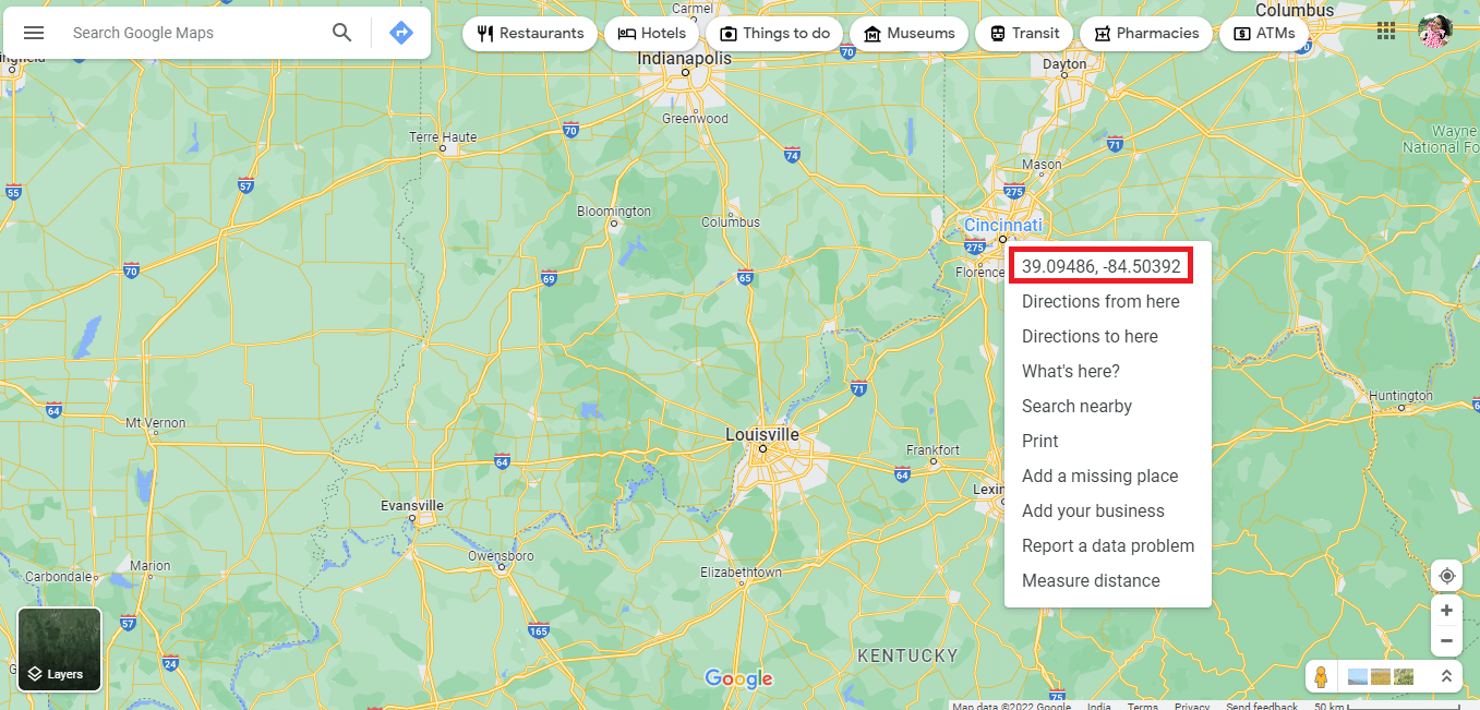 Tenga en cuenta las coordenadas de Cincinnati que son 39.09486 y -84.50392 |  a medio camino entre dos lugares