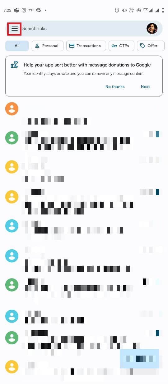 Toque el icono de tres líneas.  Solucionar el problema del código de inicio de sesión de Facebook