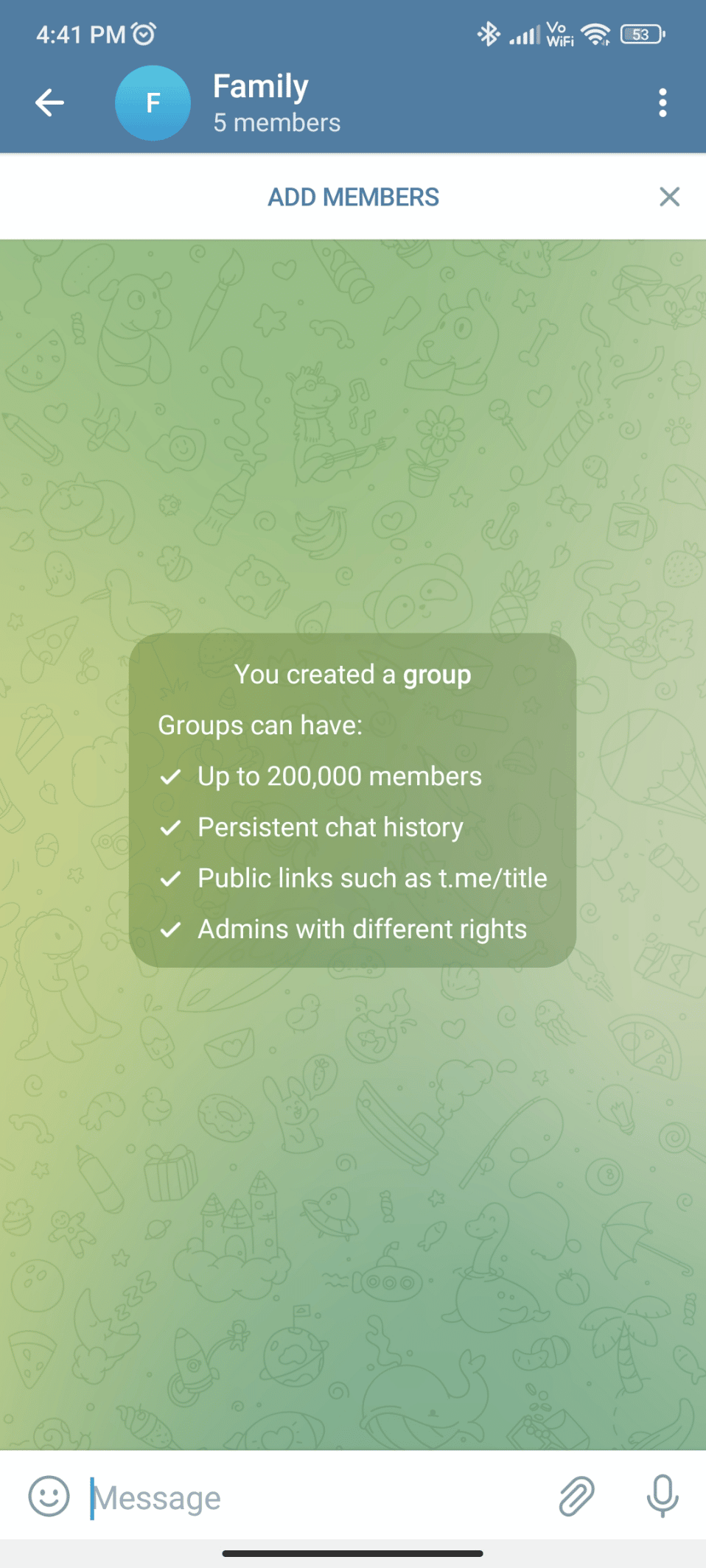 Toque el grupo cuyo enlace de invitación desea compartir 