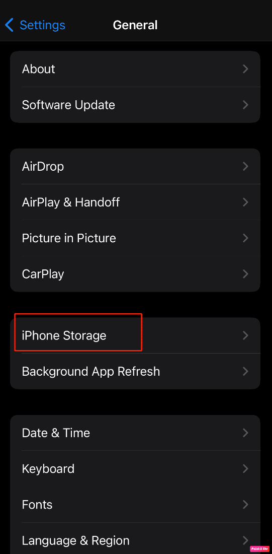 vaya a general y elija la opción de almacenamiento de iPhone en iPhone |  arreglar la pantalla del iPhone que parpadea y no responde