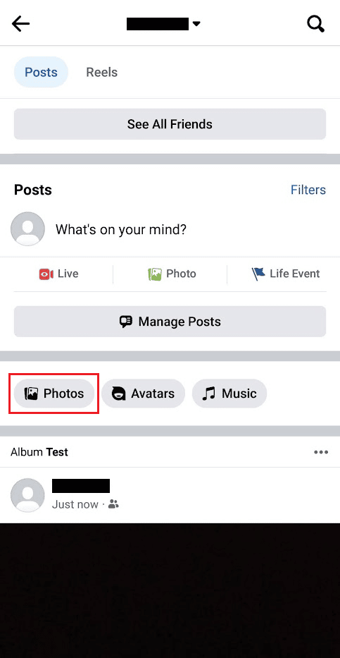 Desliza hacia abajo y toca la pestaña Fotos